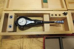 Standard 3/4"-5/8" & 5/8"-1" Bore Gages & Telescoping Bore Gages