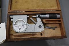 Inspection Devices: Brown & Sharpe 0-1" Micrometer, Etalon 0-1" Pressure Micrometer, Thread Triangles, 18" Vernier Caliper, Straight Edge
