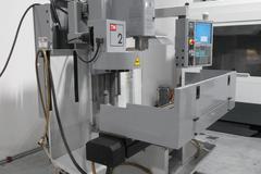 Haas TM-2 CNC Vertical Tool Room Mill, 40" x 16" x 16", 4K RPM, 10 ATC, CT40, Rigid Tap, Coolant - Only 218 Spindle Hours!