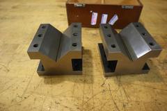 Fowler Vee-BLock Paired Set -Precision Ground 4"W x 4 Deep x 3" High - Wood Case