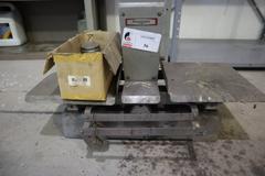 Pennsylvania DC-10/50 Balance Scale with Weights