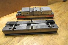 Chick BL4 4" Double Lock Machine Vise (2) with Assorted Soft Jaws