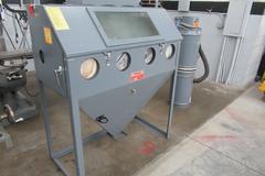 Trinco Dry-Blast Cabinet with BP2 Reclaim Unit