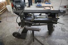 Emerson 7" Horizontal Band Saw, Manual Vise, 4 Speeds, Portable On Wheels, 1/2 HP, Manual Blade Tension, 3/4 " Max Blade