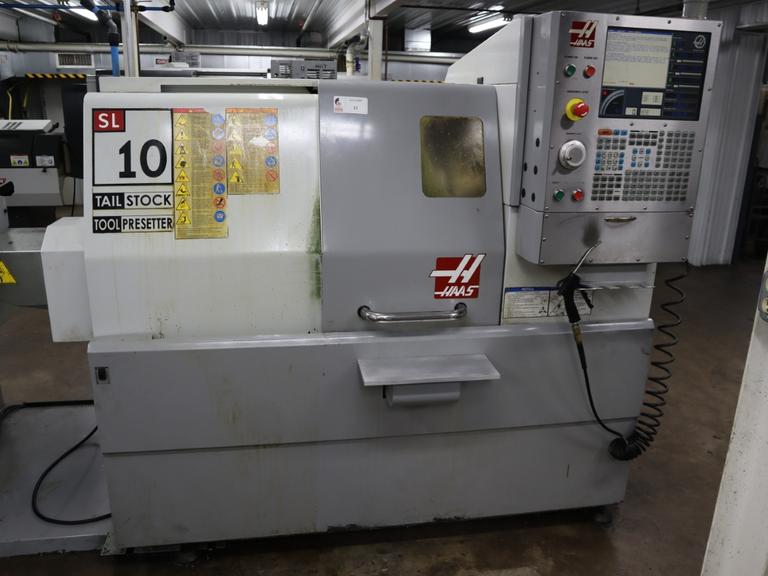 Haas SL-10 CNC Lathe Turning Center, Chip Conveyor, Tool Presetter, Parts Catcher, Tailstock, Foot Actuator