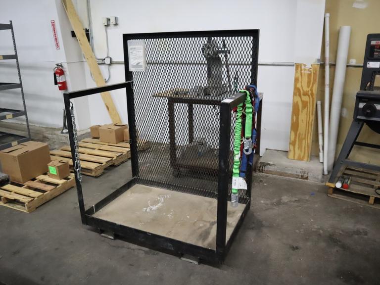 Man-Lift Cage for Forklift with Straps