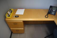 Wood Desk with Return and 5 Drawers