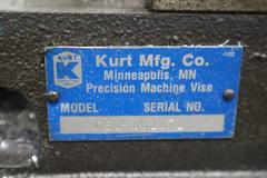 Kurt D-60 6" Machine Vise - Steel Jaws & Handle