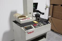 Parlec Series 1000 Tool Presetter with 40 & 50 Taper Adapters and Powered Movement