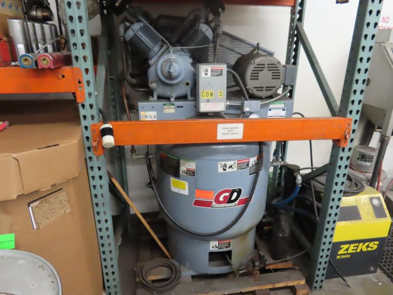 Gardner Denver VR7-8 7.5 HP Piston Type Air Compressor with 80 Gallon Reservoir Tank