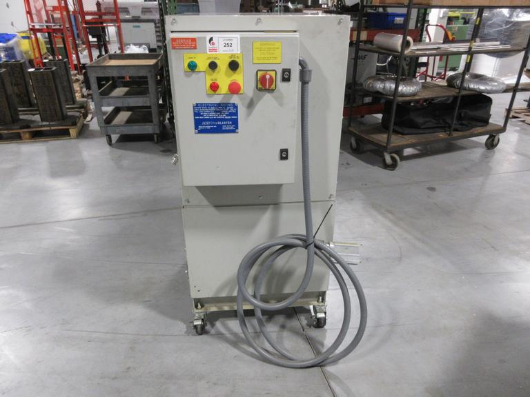 LNS ChipBlaster M30-70 High Pressure Coolant System, Portable on Wheels