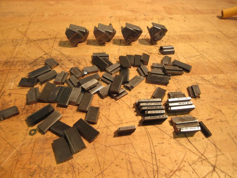 Hardinge External Threading Tool Holders w/ Assorted Thread Chasers