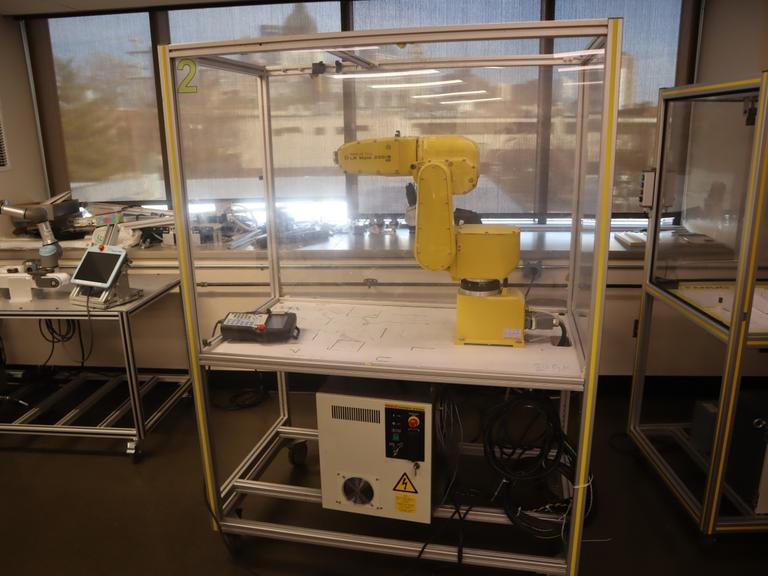 Fanuc Robot LR Mate 200iB/HP Robotic Arm, Fanuc R-J3iB Mate System, Remote Teach Pendant, Enclosure