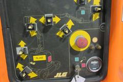 JLG E300AJ 30' Electric Articulating Boom Lift, 48V, 500 lb Capacity