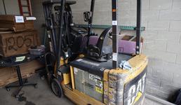 Caterpillar EC4000 Electric Forklift - 4000lb Capacity