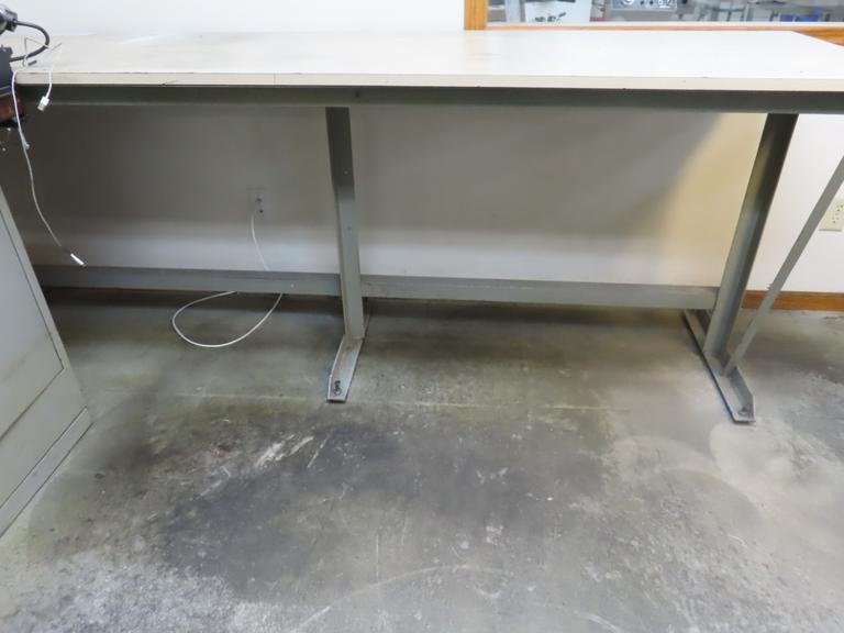 Work Table w Metal Frame w Fly Swatter