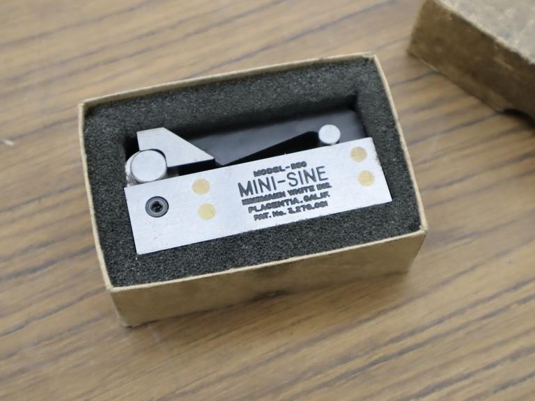 Kingmann WHite Mini-Sine