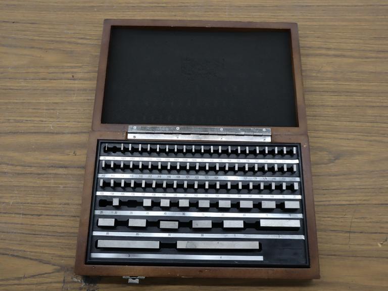 Starret Gage Block Set: .05 - 4" with Case