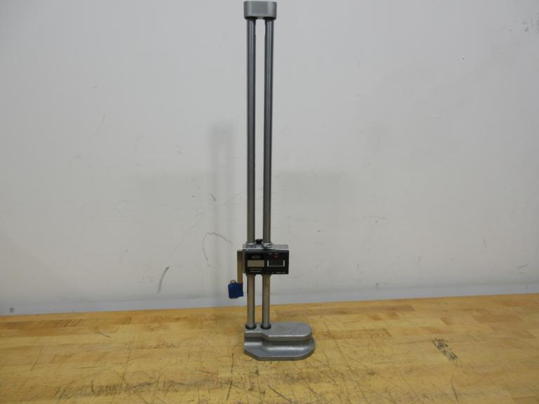 Shars Dual Column 24" Digital Height Stand