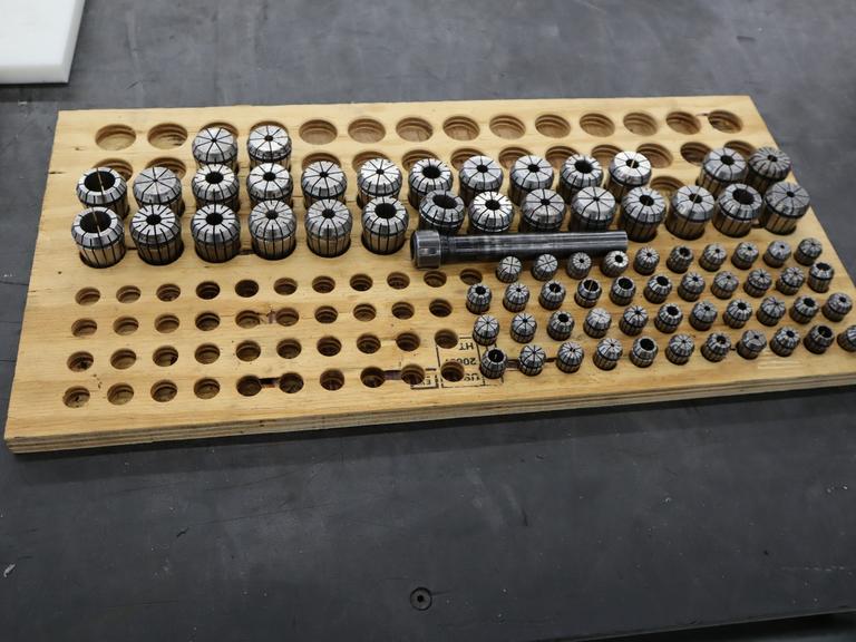 ER32 and ER16 Flex Collets with (1) ER16 Tool Holder in Divider Rack