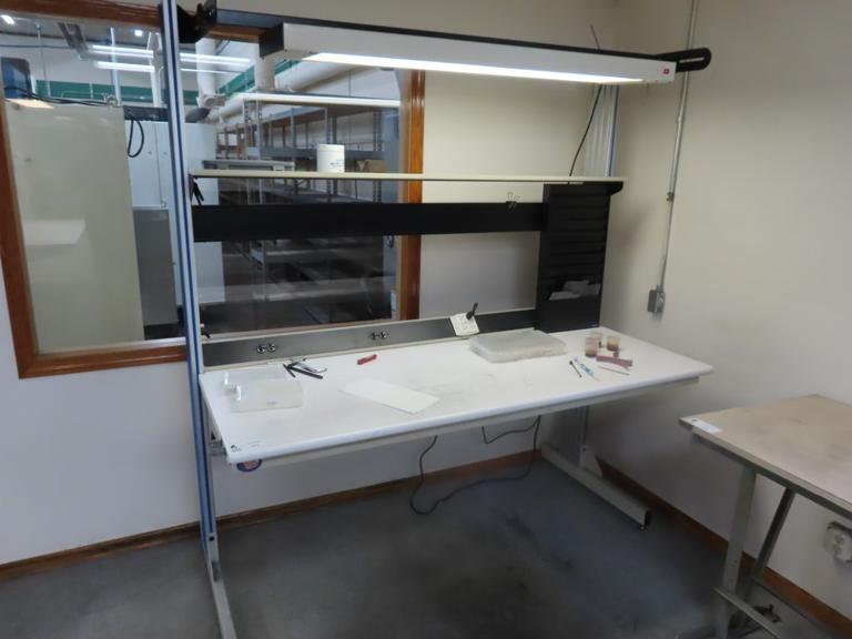 Adjustable Work Bench and Light w Power Strip