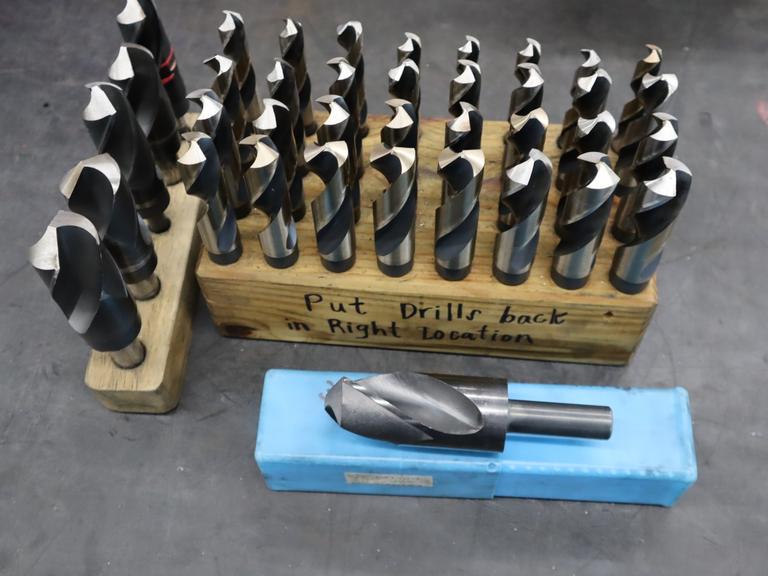 Large Drills, Straight Shank w Wood Dividers
