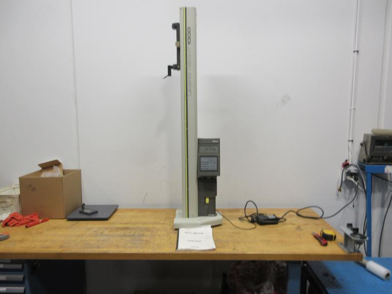 Mitutoyo 518-315A Digital Linear Heght 1000, with Air Powered Float Function and Height Adjustment
