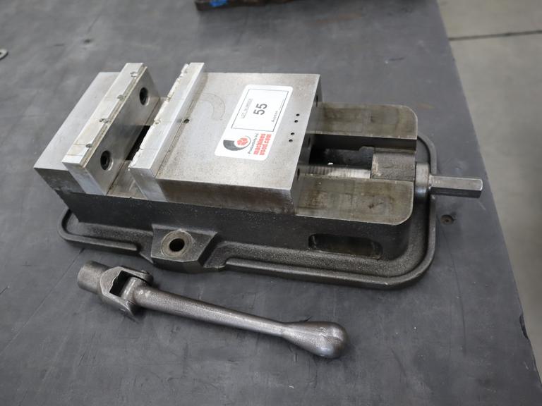 Kurt D-60 6" Machine Vise, Aluminum Jaws, Handle