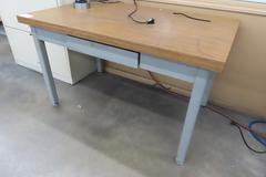 Work Desk w Metal Frame w Contents