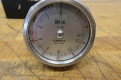 Tohnichi 15BTG-A Analog Torque Gauge 2-15 lb-in 0.2 Graduation in Protective Case