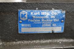 Kurt D-675 6" Machine Vise, Steel Jaws, Handle