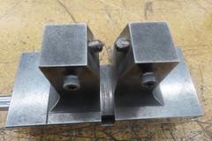 Precision Toolmaker Vise w Grinding Wheel Dressers