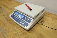 Uline H-1649 Easy-Count Scale - 12 lbs x .0005 lb, with AC Adapter Cord