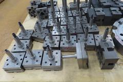 System 3R Macro Pallet / Electrode Holder w Shop Made Top Plates And Graphite