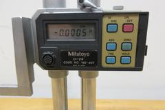Mitutoyo 192-657, Dual Column 24" Digital Height Gage