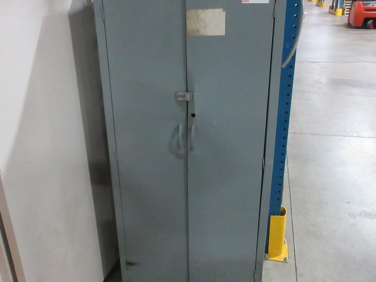2 Door Metal Storage Cabinet with 4 Adjustable Shelves