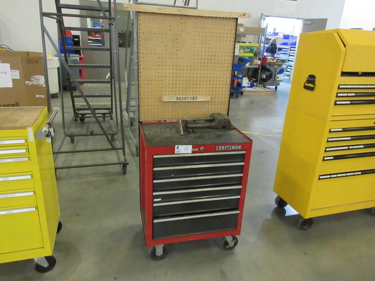 Crafstman 6-Drawer Rolling Tool Chest with Contents Including 6" Machine Vise