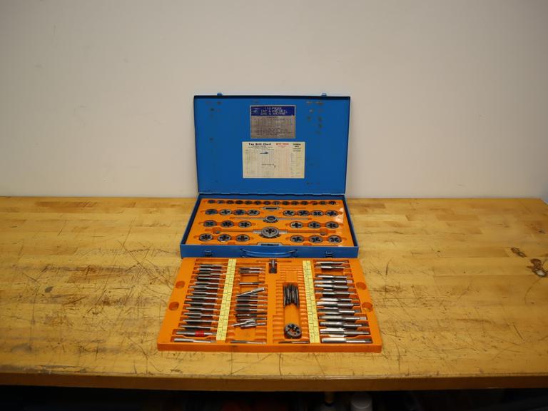 Continental Int. Tap & Die Set w/ Case