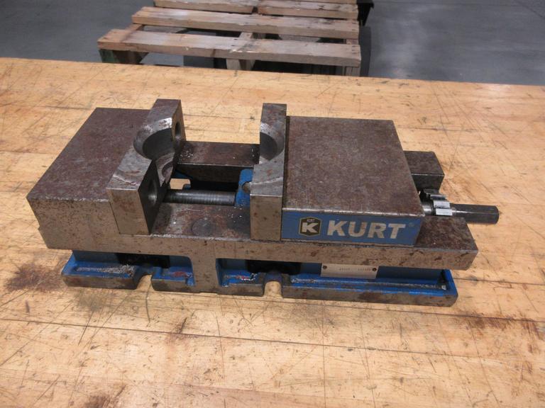 Kurt 3600V 6" Machine Vise