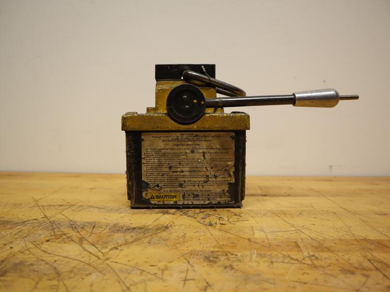 OS Walker CM-1 Toter Permanent Lift Magnet 1000 LB Capacity Pivoting Lifting Lug