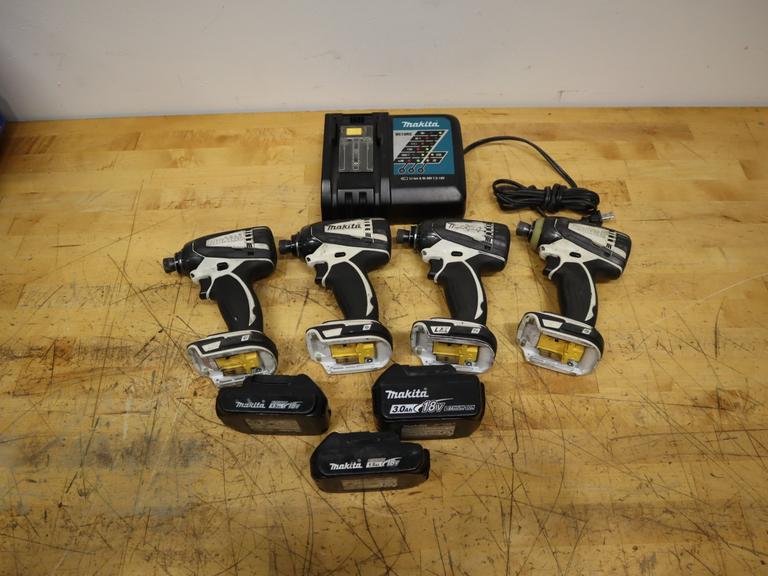 Makita XDT04 18V LXT 1/4" Impact Driver (4) | Batteries & Charger Included