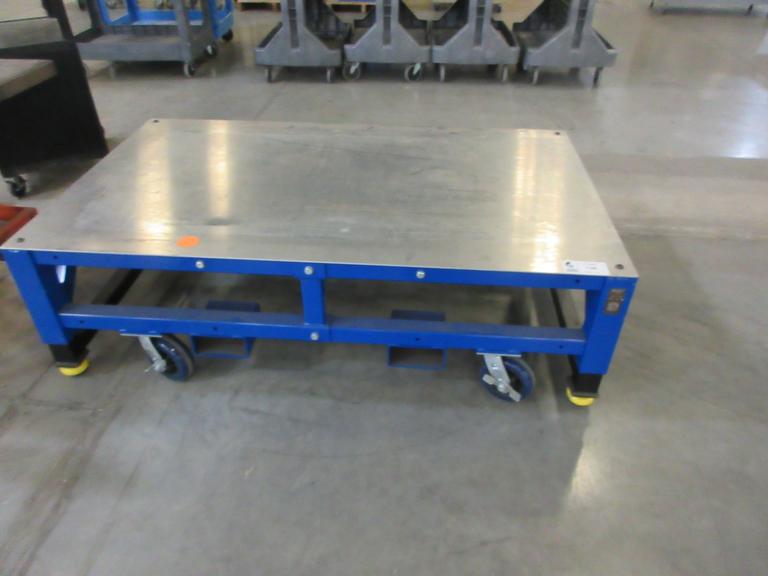 Built MB 1200 5' X 3' Portable Electric Lift Table w Fork Slots w Removable Top