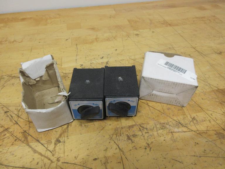 Magnetic On/Off Bases (2)