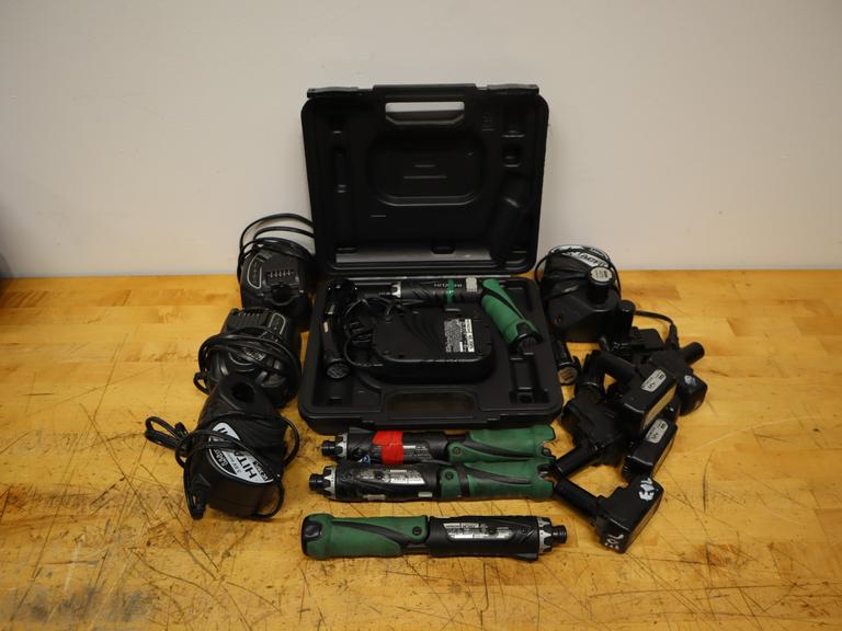 Hitachi DB3DL2 3.6V Cordless Screwdriver Kit - Batteries, Chargers, Screwdrivers (4)