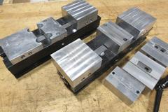 Chick BL-4 4" Double Lock Machine Vise (2) – Extra Jaws & Handle