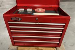 Top Tool Chest, 5 Drawer Ball Bearing, with Keys and Assorted Contents 