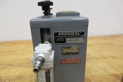 Federal Dimensionair Gage  W/1.1185 & 1.2522 Head