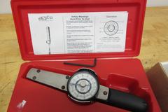 Dillon Force Gauge 0-250LB W/ 1/4 & 3/8 Torque Wrench & Screw Driver