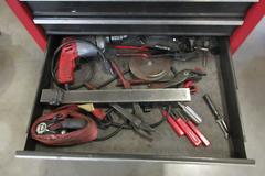 Crafstman 6-Drawer Rolling Tool Chest with Contents Including 6" Machine Vise