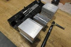 Chick BL-6 6" Double Lock Machine Vise – Extra Jaws & Handle